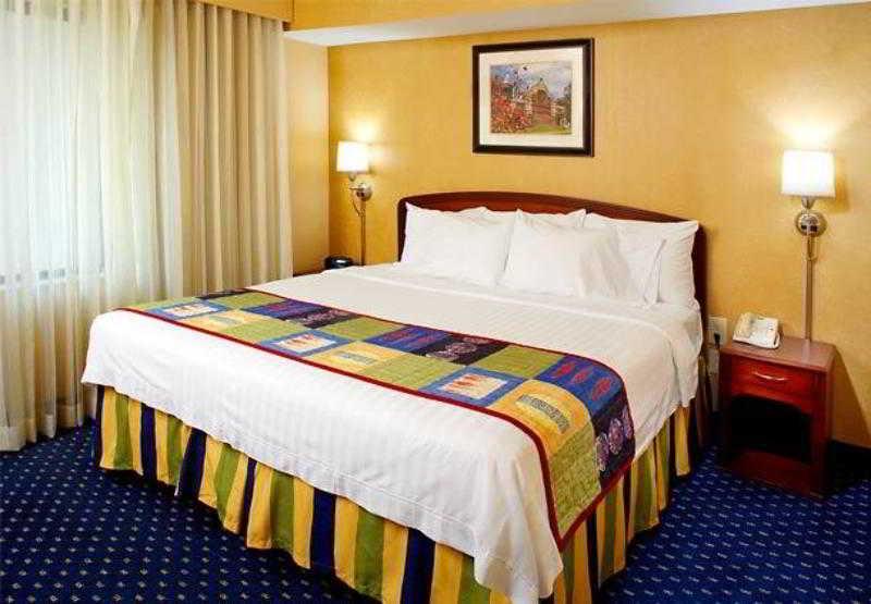 Courtyard By Marriott Princeton Oda fotoğraf